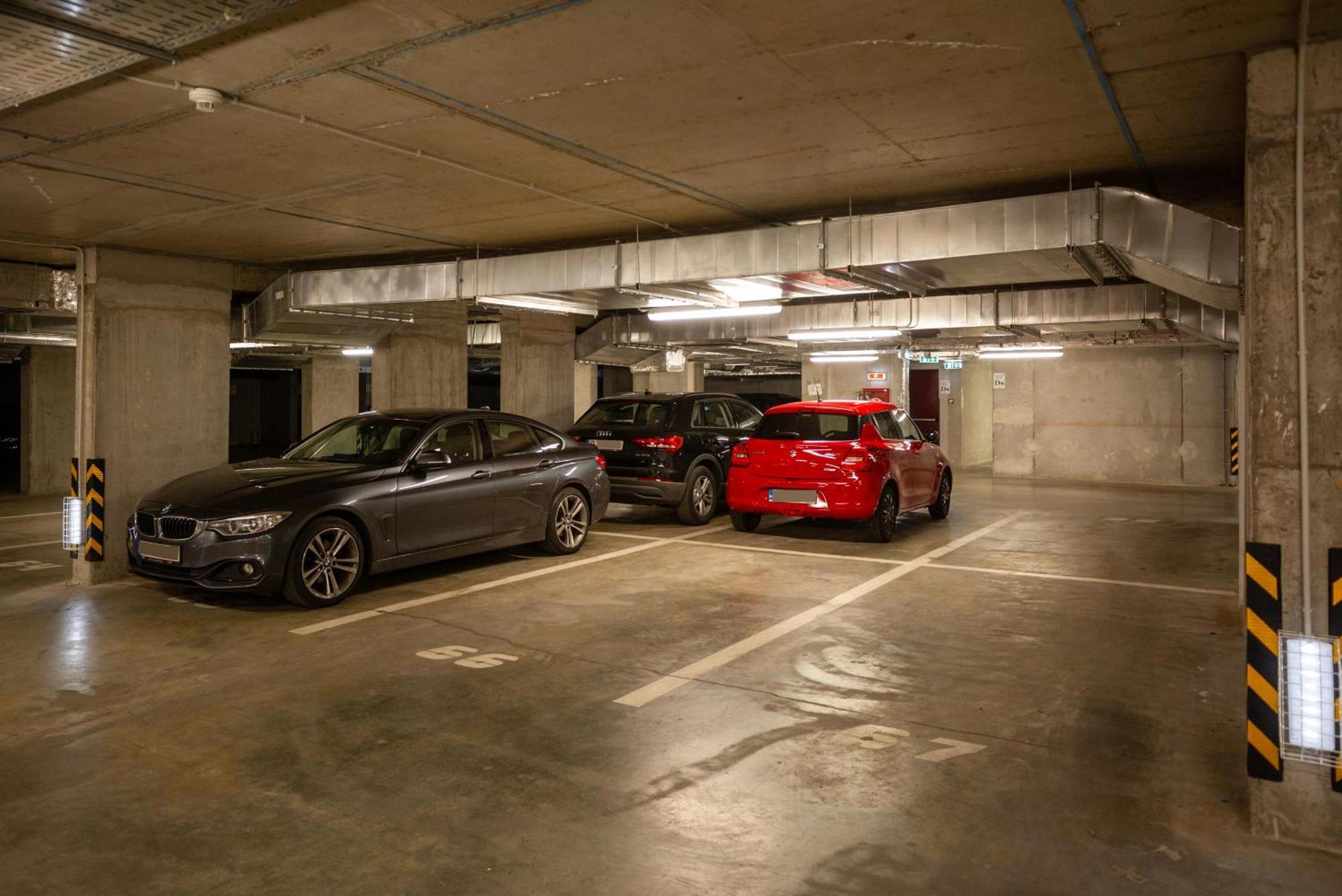 Apartment Ultimate Living Experience - Modern & Free Parking Near Romexpo Bucharest