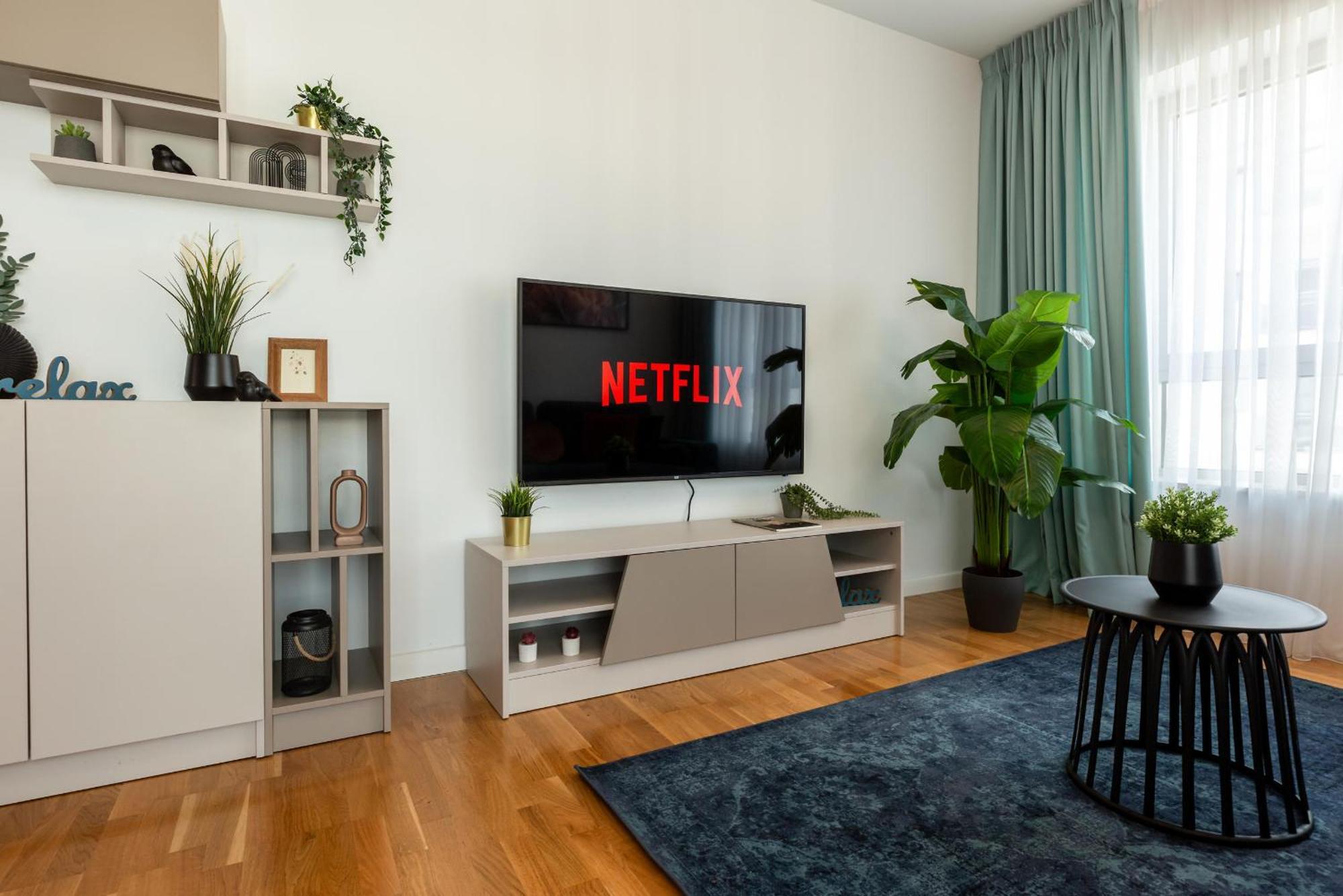 Ultimate Living Experience - Modern & Free Parking Near Romexpo * Bucharest