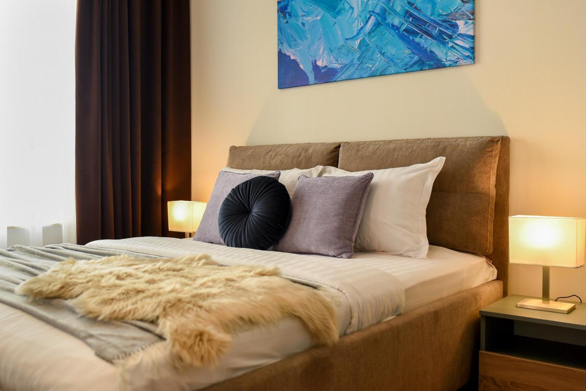 Ultimate Living Experience - Modern & Free Parking Near Romexpo * Bucharest