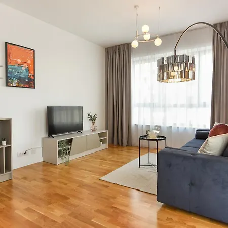 Ultimate Living Experience - Modern Accommodation & Free Parking Near Romexpo Bucharest Room photo