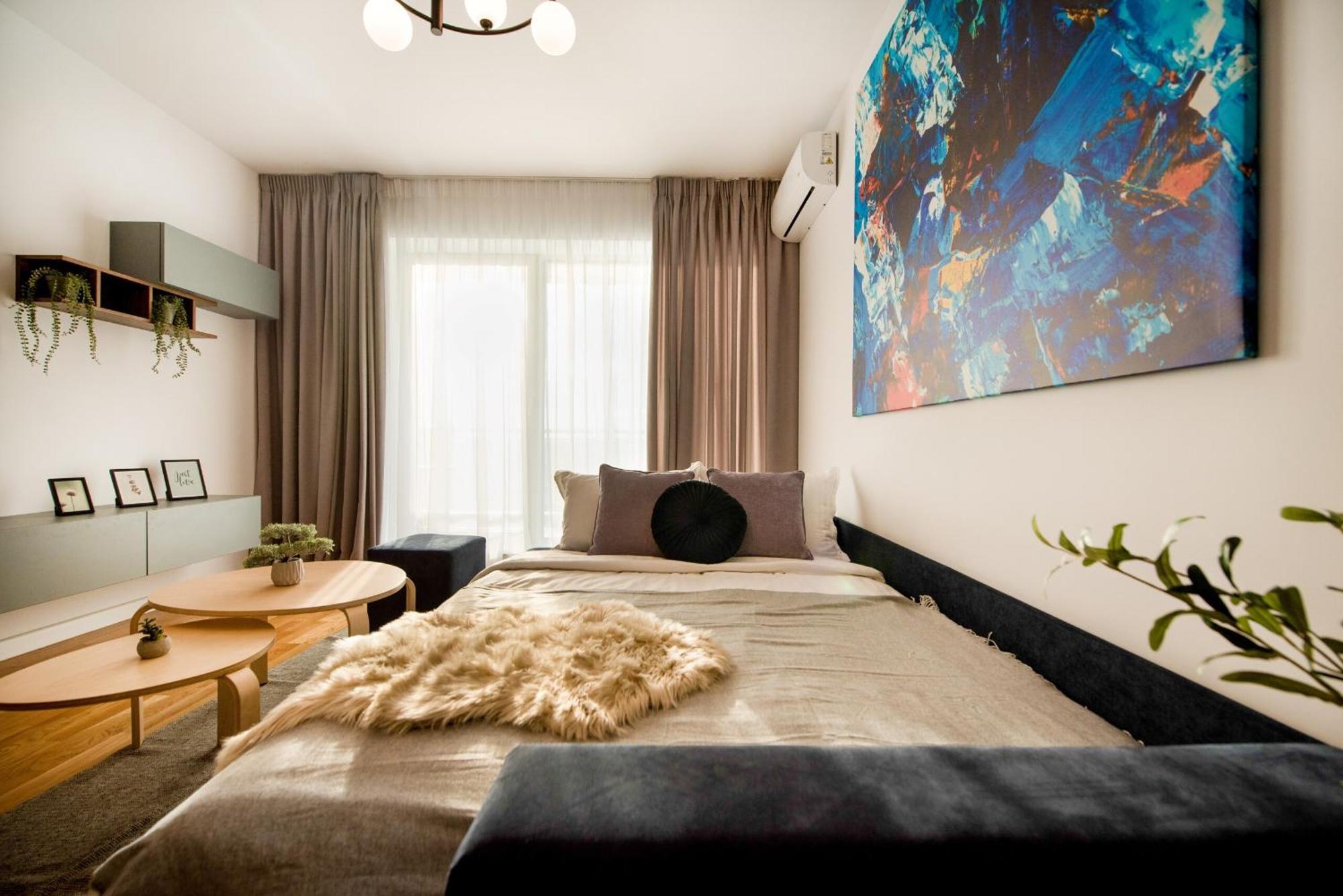 Appartamento Miss Sunshine Romexpo 2-bedroom&free Parking