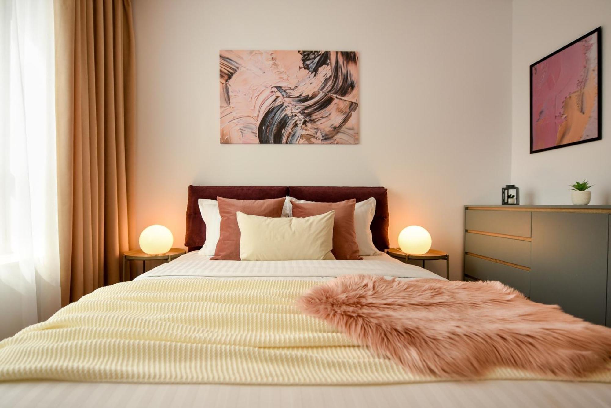 Appartamento Miss Sunshine Romexpo 2-bedroom&free Parking Bucarest